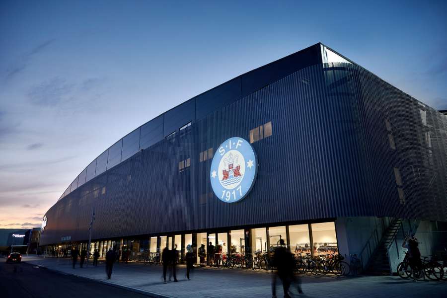 Ikonisk stadion i den arkitektoniske superliga, Ansvej 108, 8600 Silkeborg